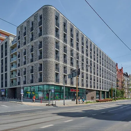 Cosy With Access To Gym And Area By Renters Apartamento Wrocław