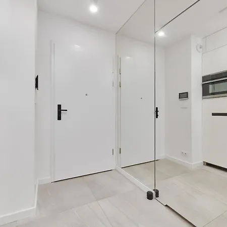 Cosy With Access To Gym And Area By Renters Apartamento